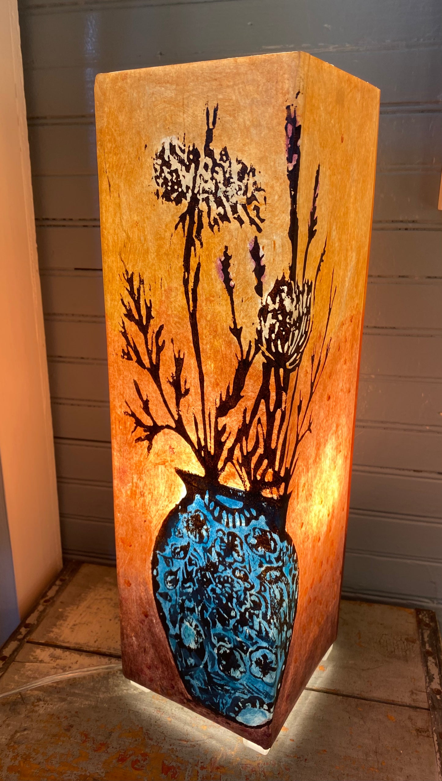 Queen Anne’s Lace with Lavender Lamp 16x5